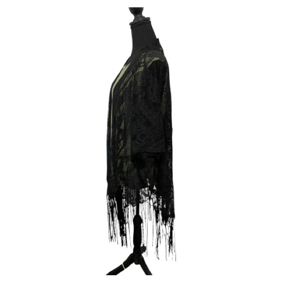 Emerette l Black Lace Kimono with Fringe l Size XL - Picture 4 of 6